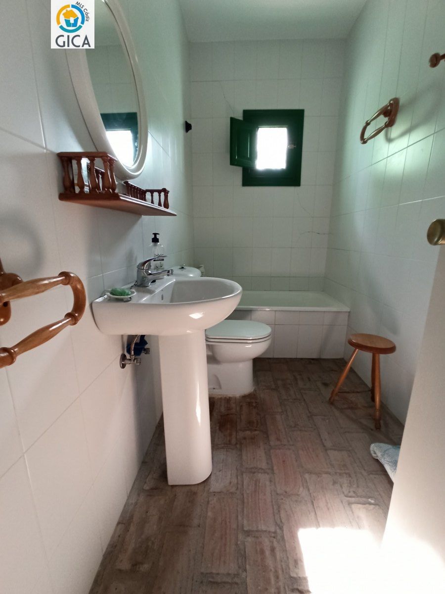 CASA CON PARCELA  EN LA SIERRA DE CADIZ -EL BOSQUE