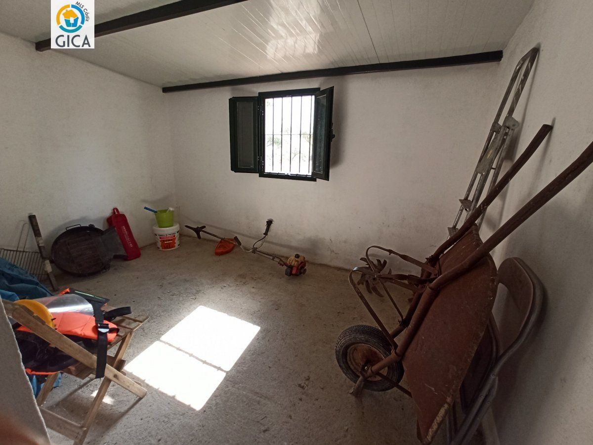 CASA CON PARCELA  EN LA SIERRA DE CADIZ -EL BOSQUE