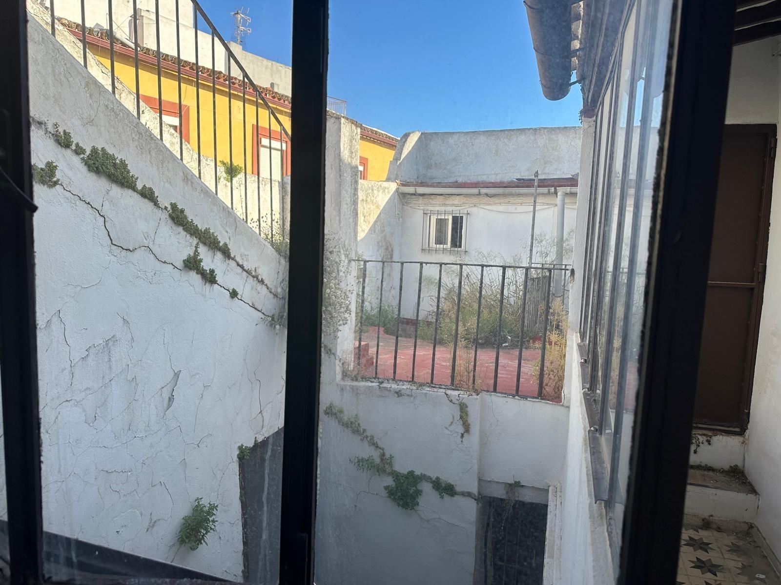 CASA PARA REFORMAR EN PLENO CENTRO DE JEREZ