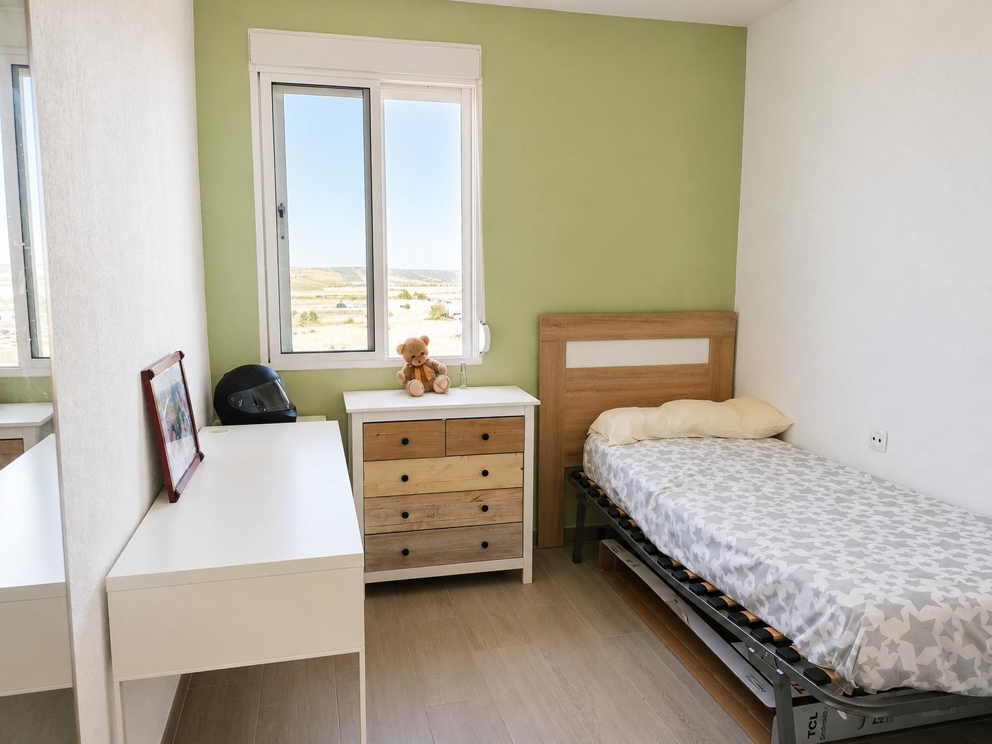 ESTUPENDO PISO REFORMADO EN LAS TORRES PRECIO NEGOCIABLE