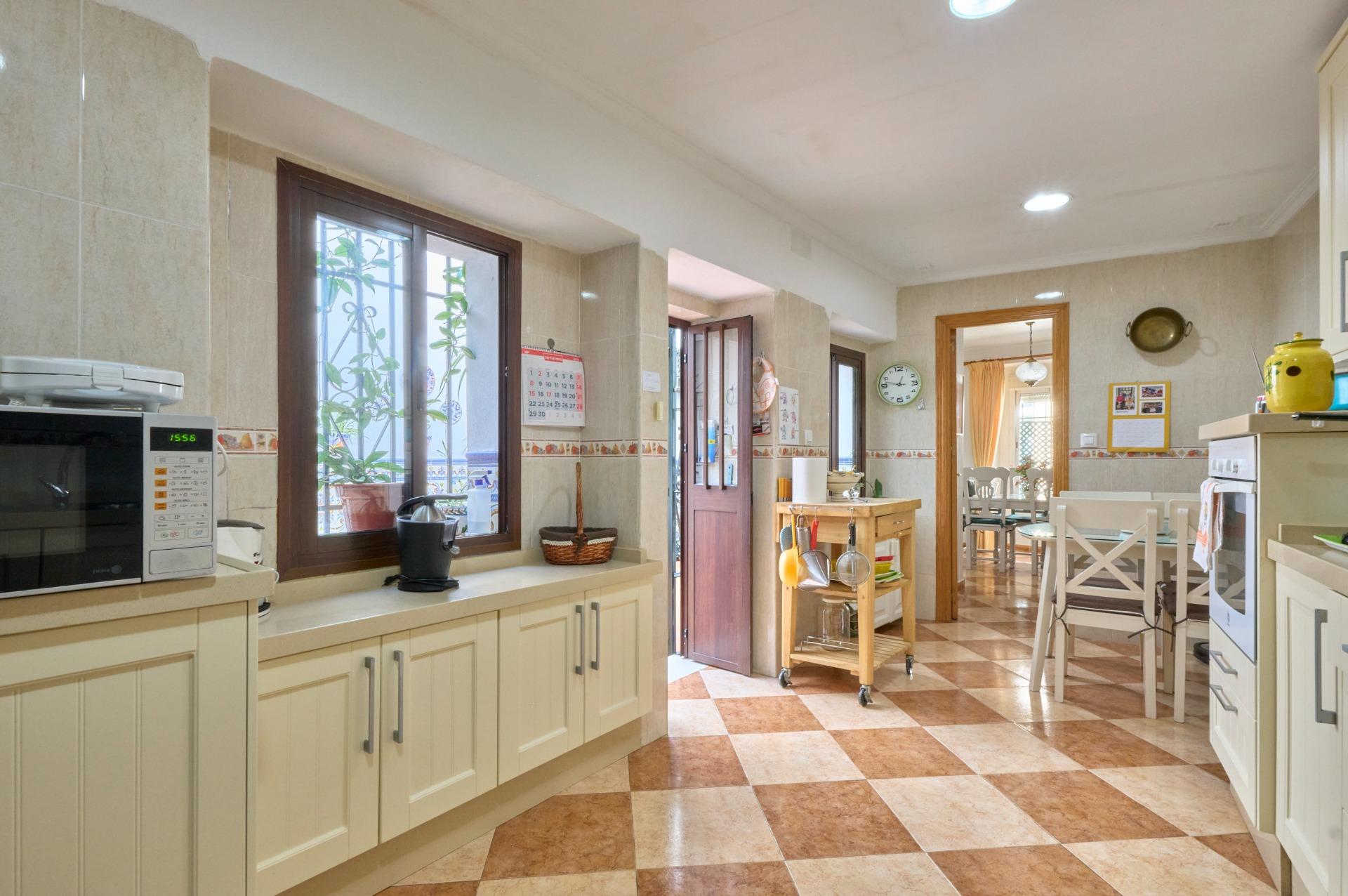 EXPECTACULAR CASA A LA VENTA EN CENTRO DE JEREZ