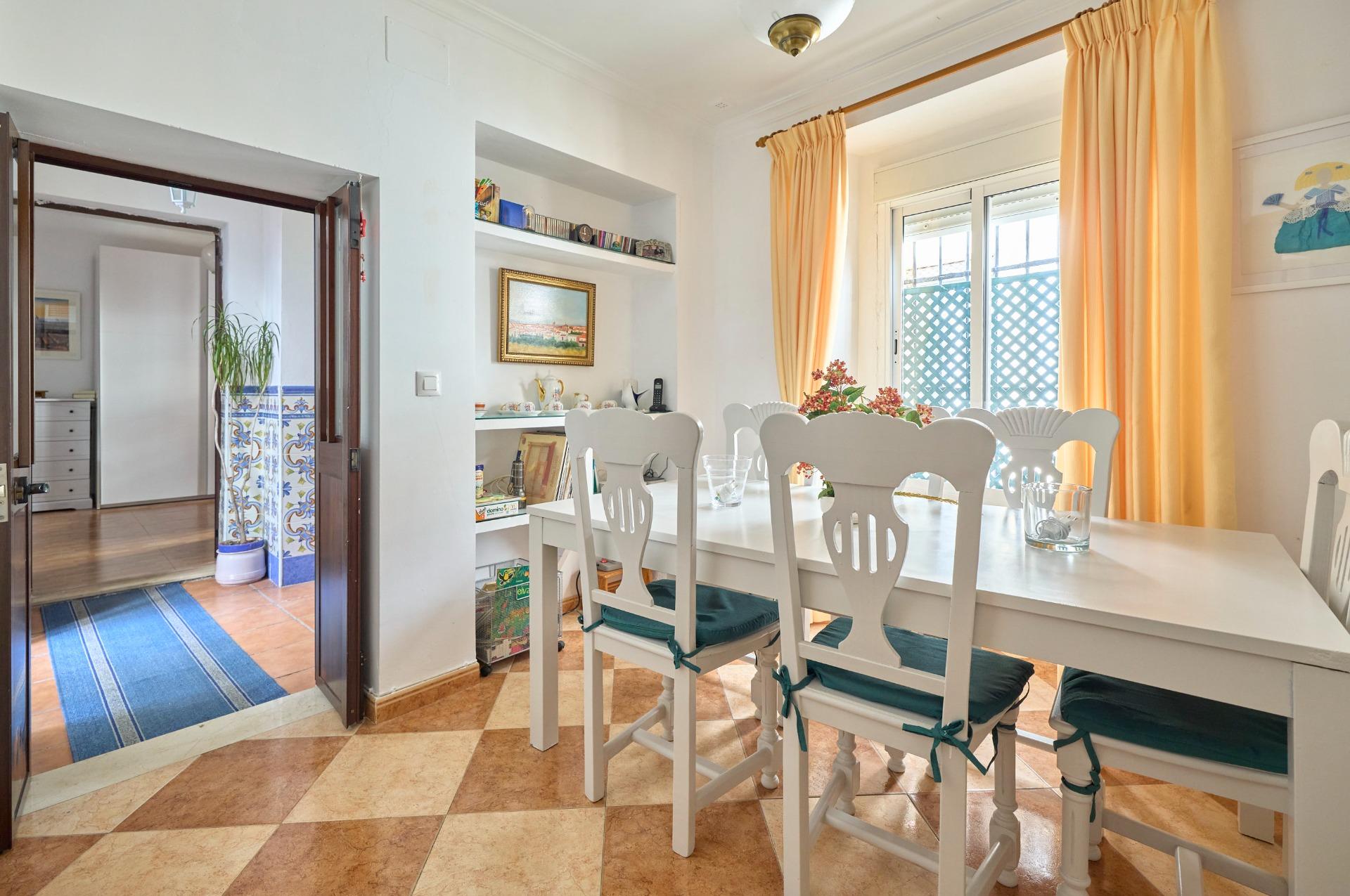 EXPECTACULAR CASA A LA VENTA EN CENTRO DE JEREZ