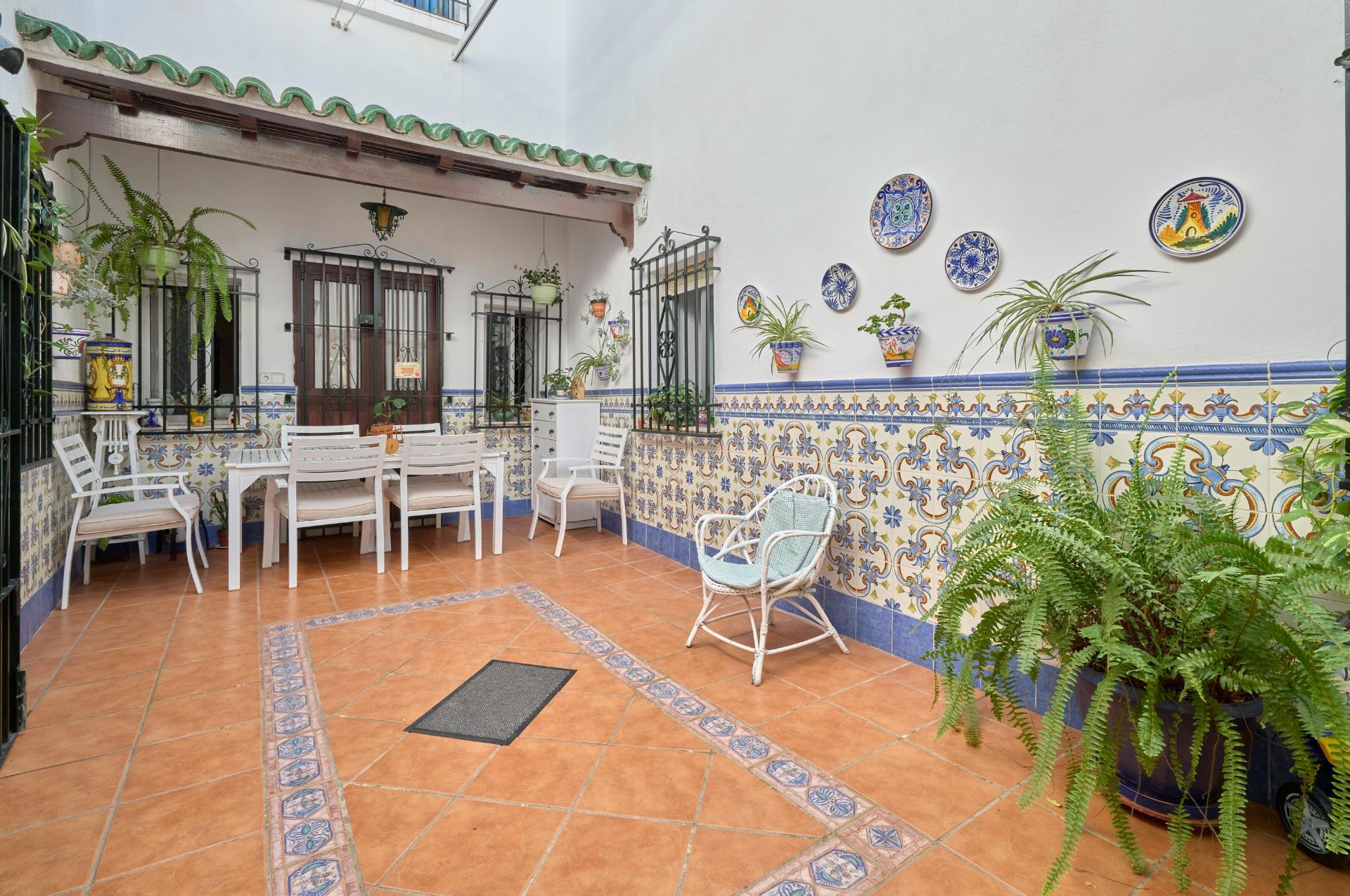 EXPECTACULAR CASA A LA VENTA EN CENTRO DE JEREZ