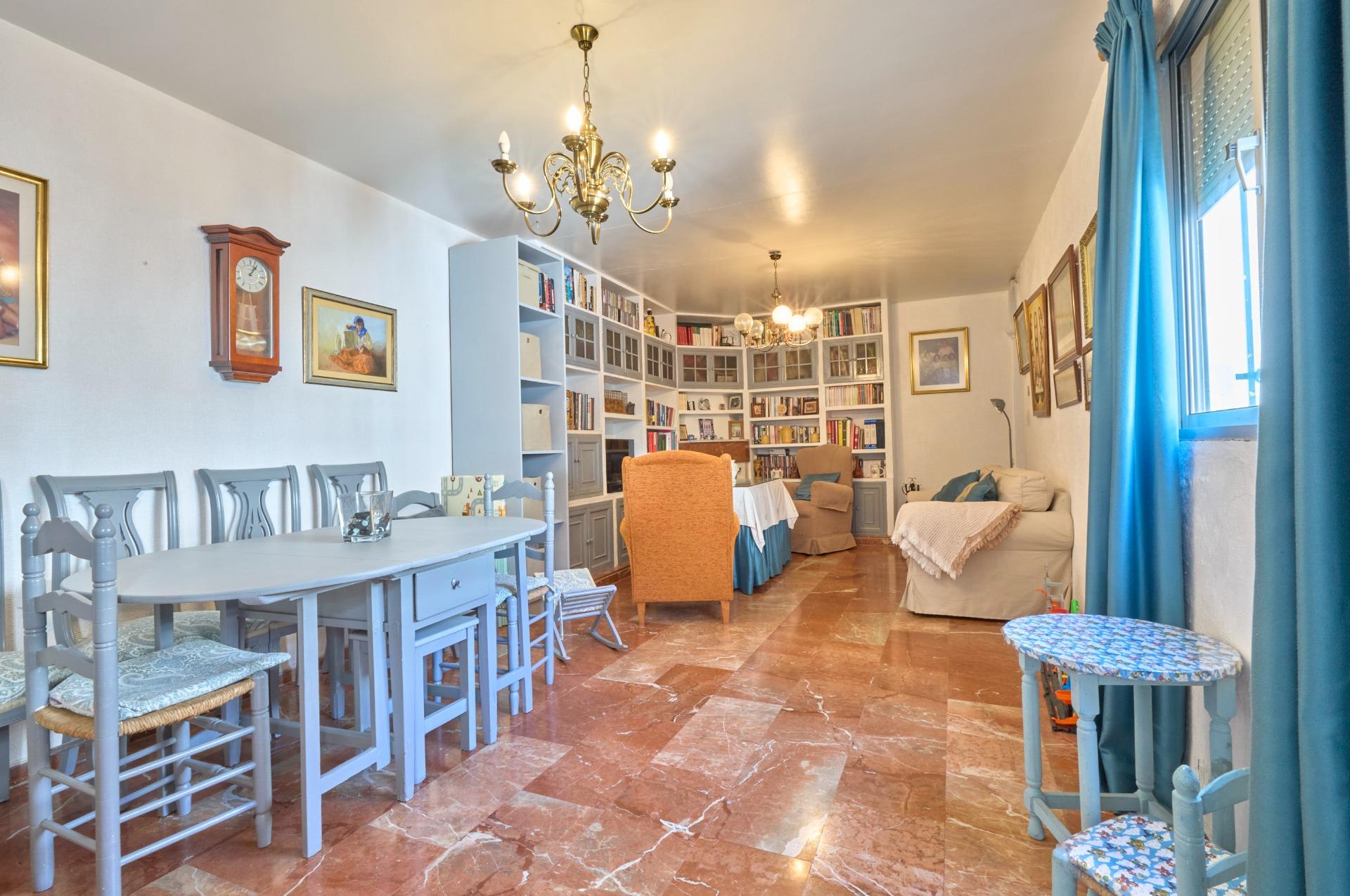 EXPECTACULAR CASA A LA VENTA EN CENTRO DE JEREZ