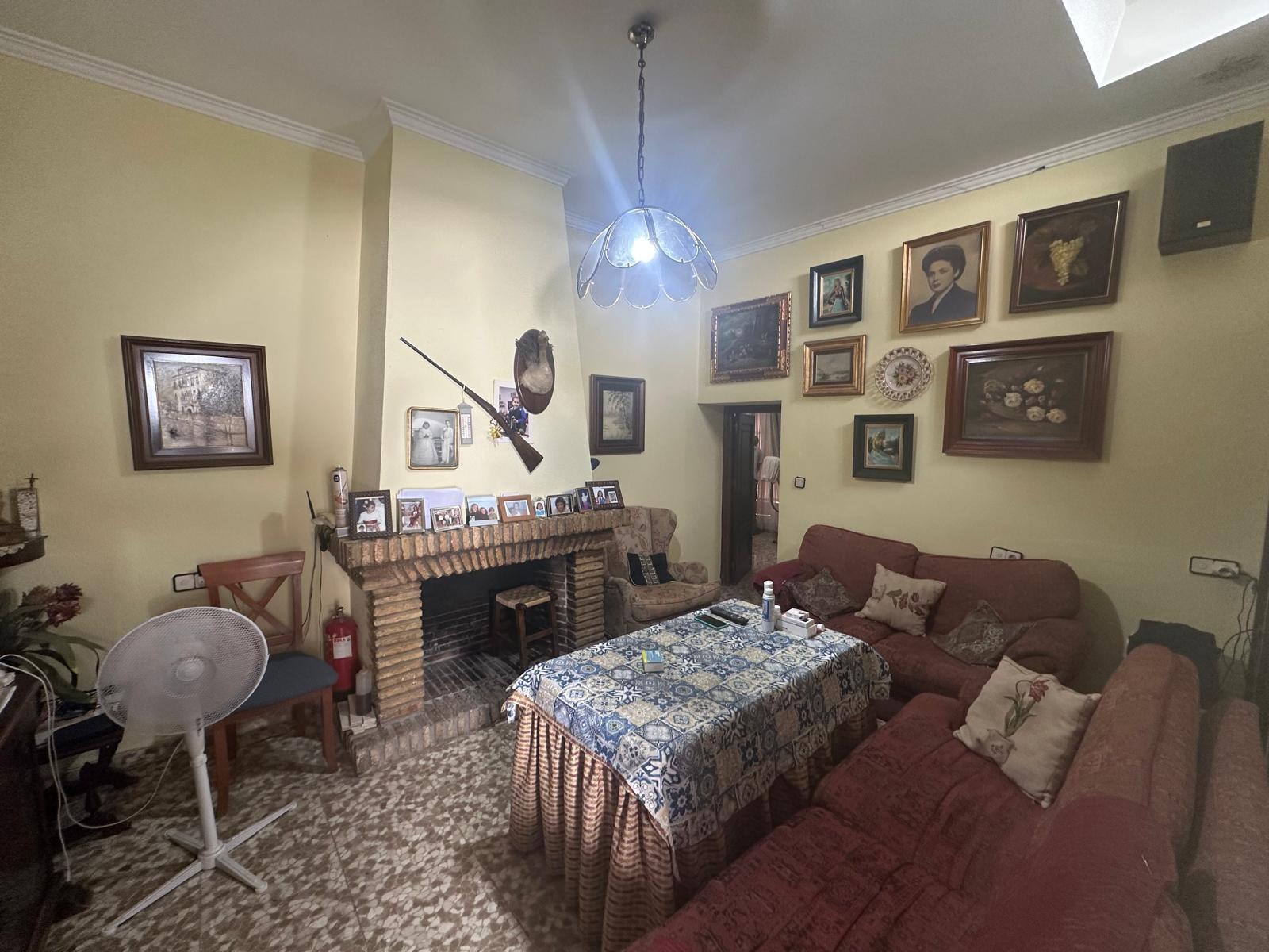 Oportunidad Única en Jerez: Casa con Nuda Propiedad