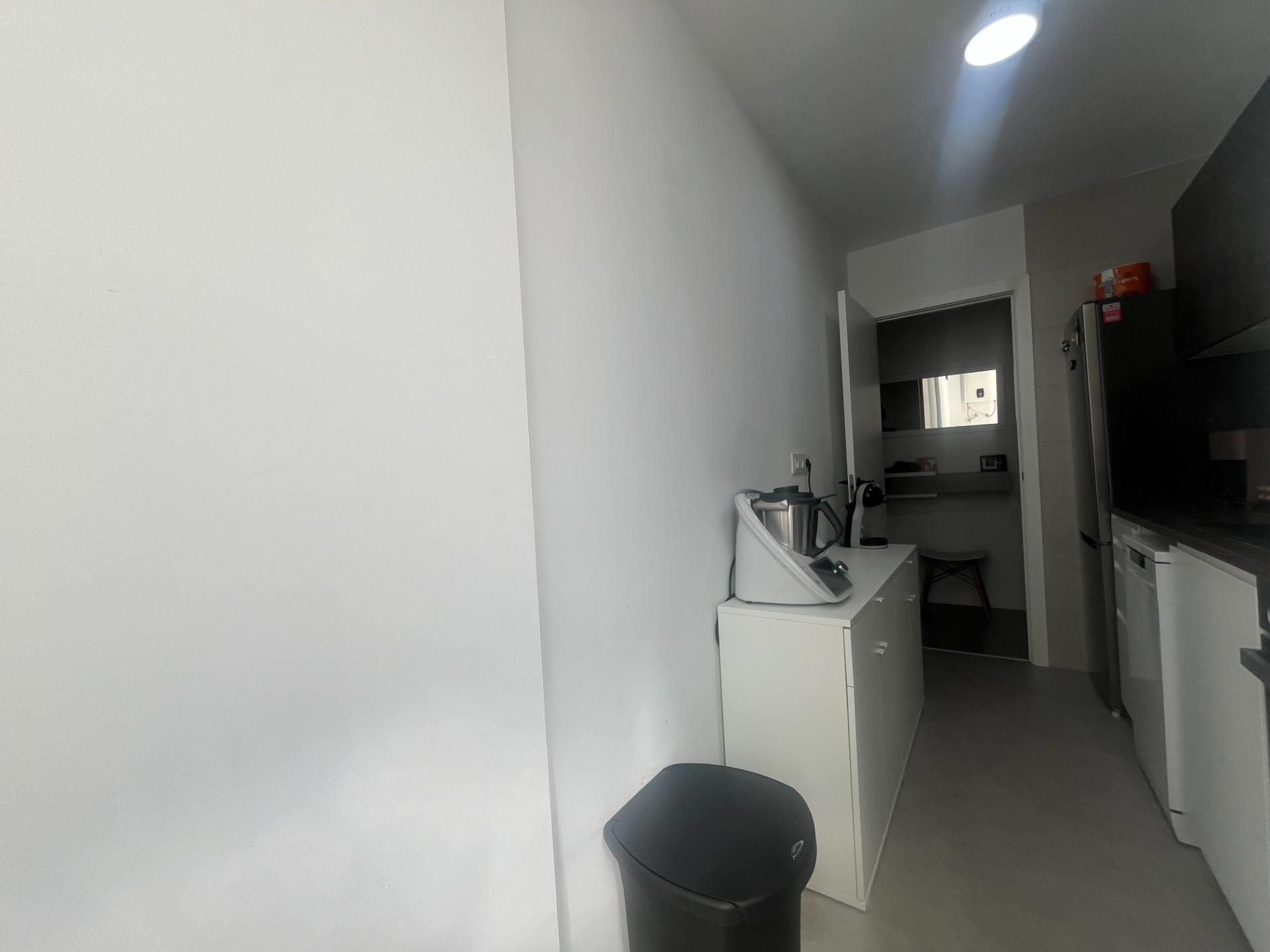 PISO TOTALMENTE REFORMADO EN PLAZA LOS NARANJOS