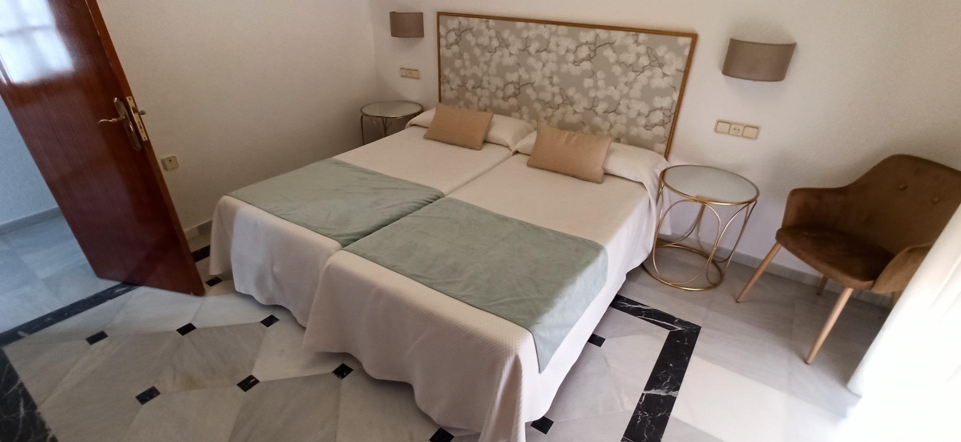 PRECIOSO HOTEL, TOTALMENTE REFORMADO EN ARCOS DE LA FRONTERA