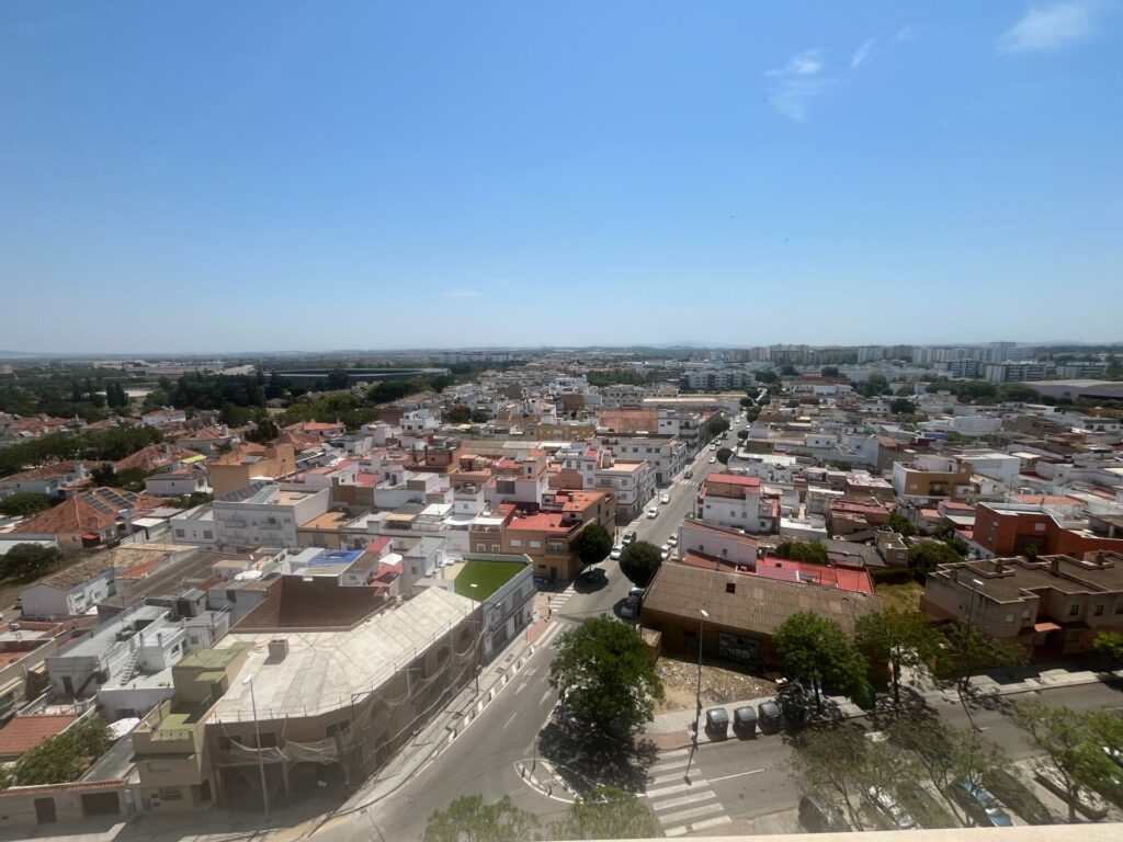 SE VENDE GARAJE CON TRASTERO EN RENFURBIS