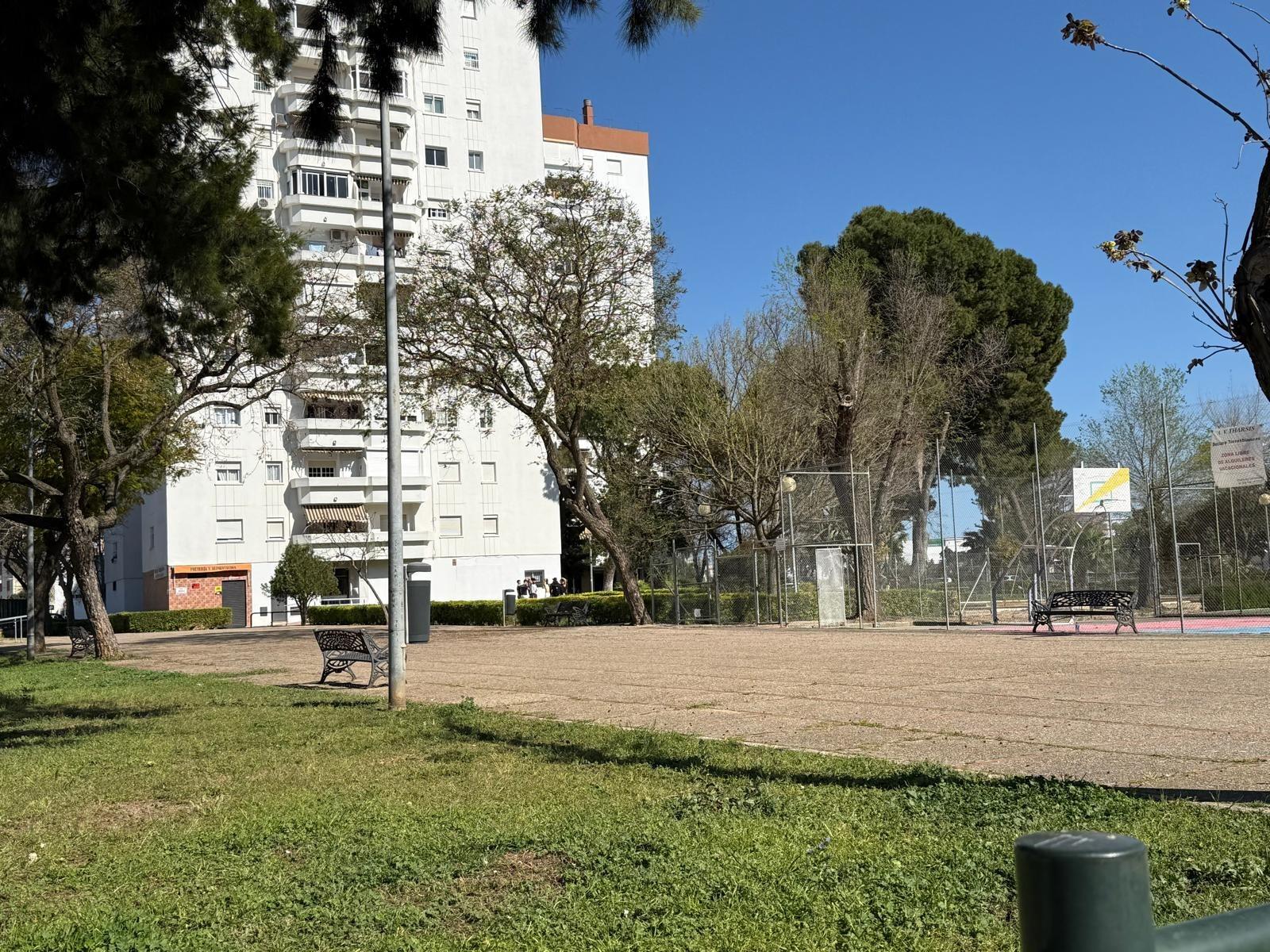 SE VENDE NEGOCIO EN URBANIZACIÓN