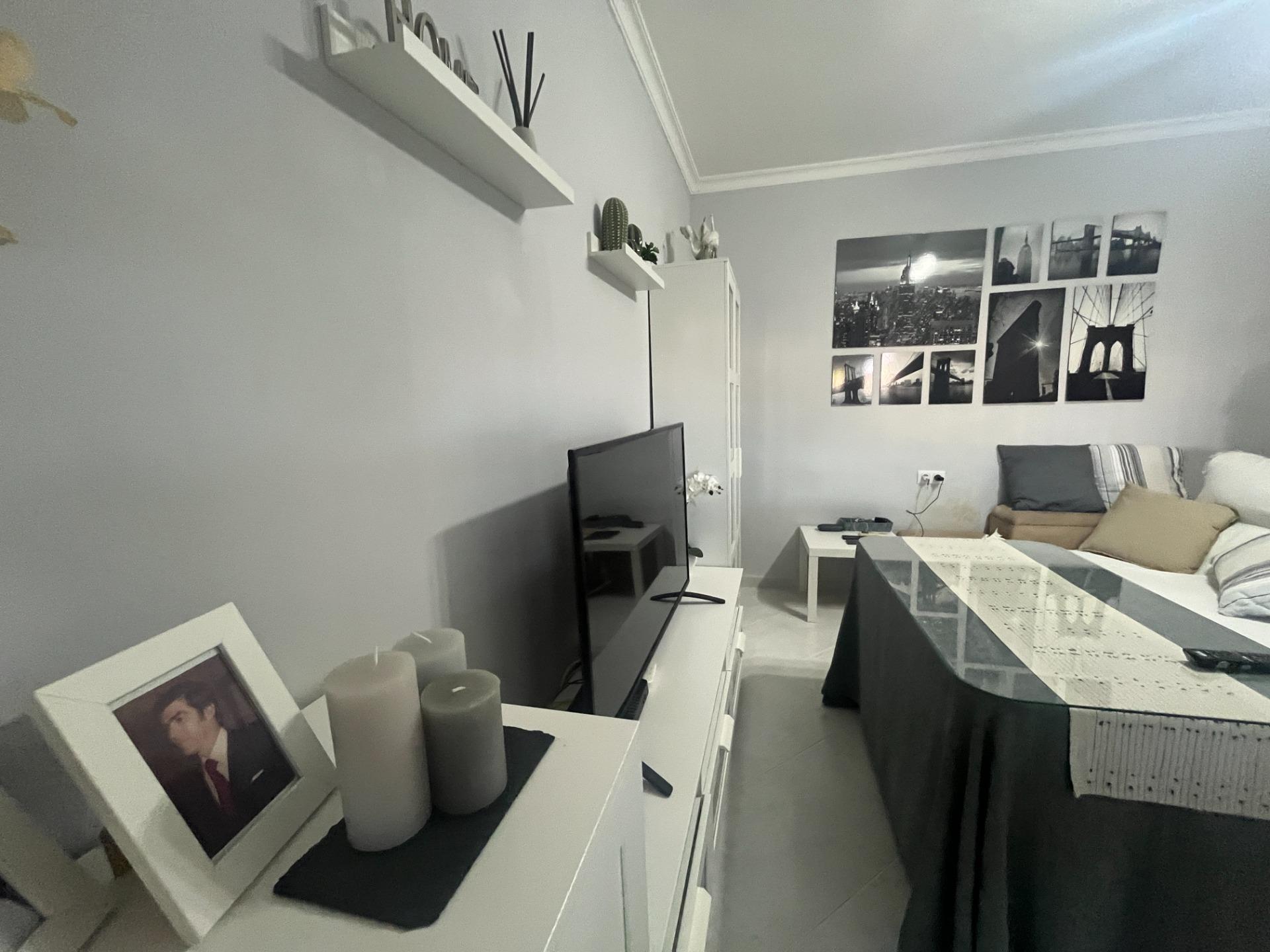 UNIFAMILIAR EN PLANTA BAJA CON TRES PATIOS, AZOTEA Y GARAJE LISTA PARA ENTRAR A VIVIR