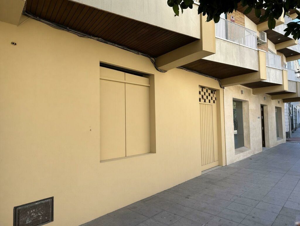 Amplio Local Comercial en Pleno Centro de Jerez de la Frontera