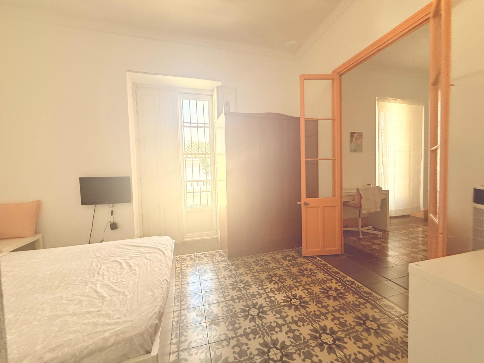 CASA EN EL CORAZON DEL CENTRO DE JEREZ