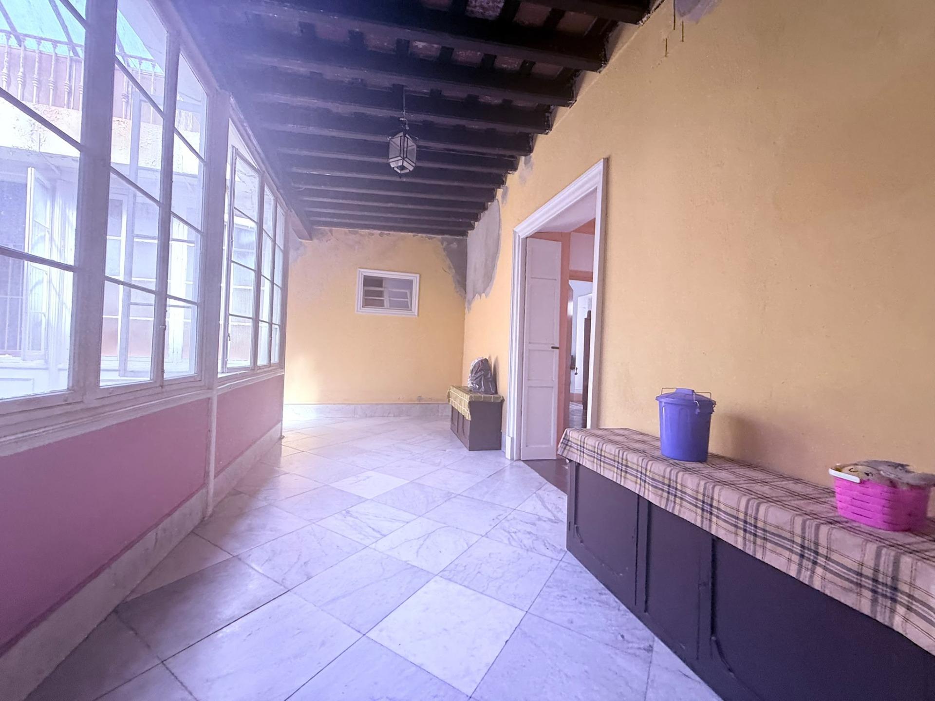 CASA EN EL CORAZON DEL CENTRO DE JEREZ