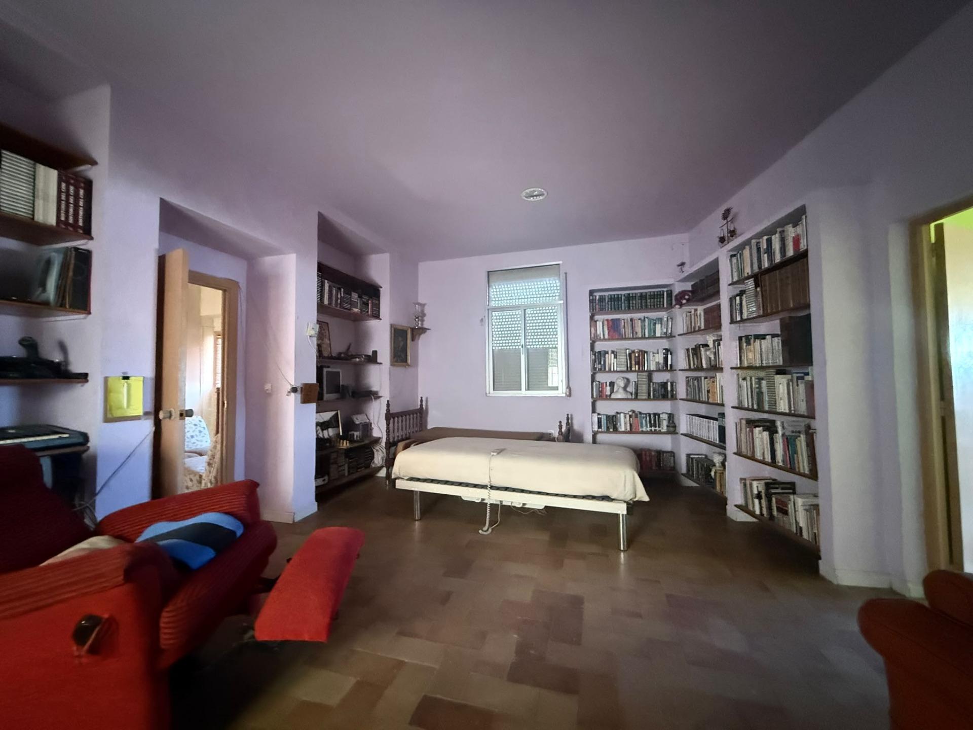CASA EN EL CORAZON DEL CENTRO DE JEREZ