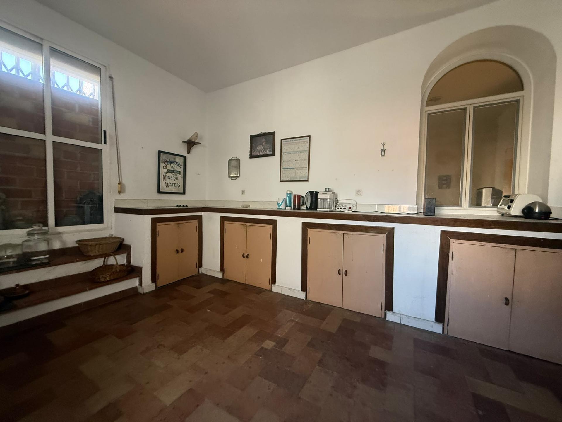 CASA EN EL CORAZON DEL CENTRO DE JEREZ