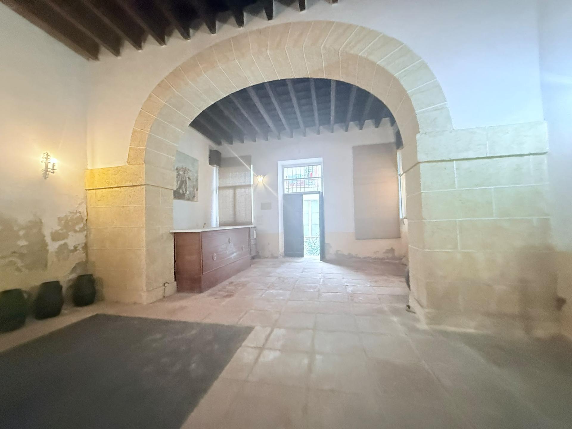 CASA EN EL CORAZON DEL CENTRO DE JEREZ