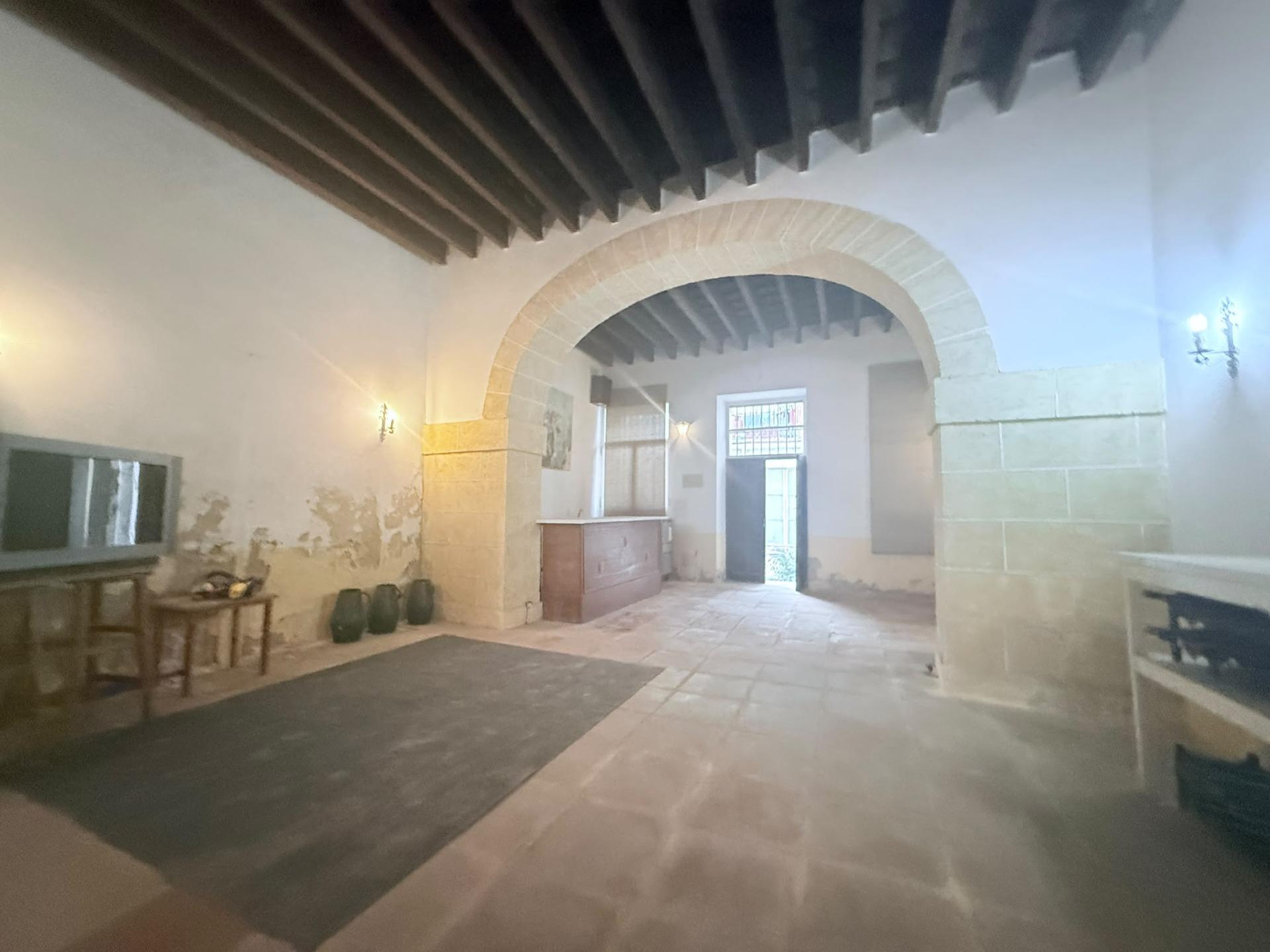 CASA EN EL CORAZON DEL CENTRO DE JEREZ