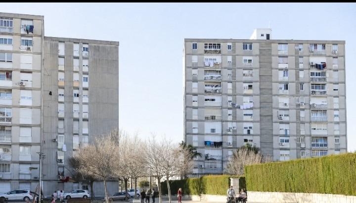 ESTUPENDO PISO REFORMADO EN LAS TORRES PRECIO NEGOCIABLE