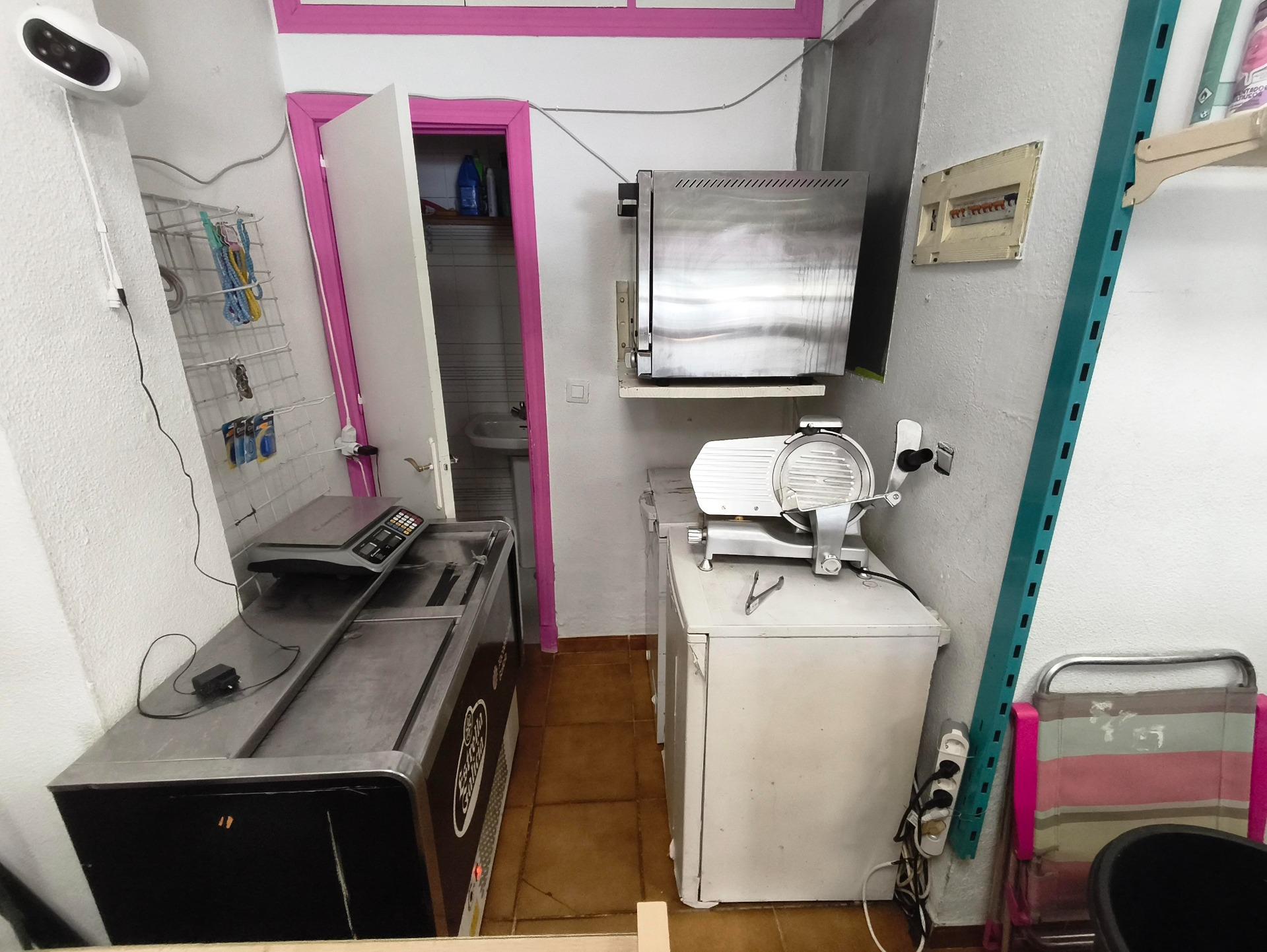 Local Comercial en Alquiler en Zona los Marianistas
