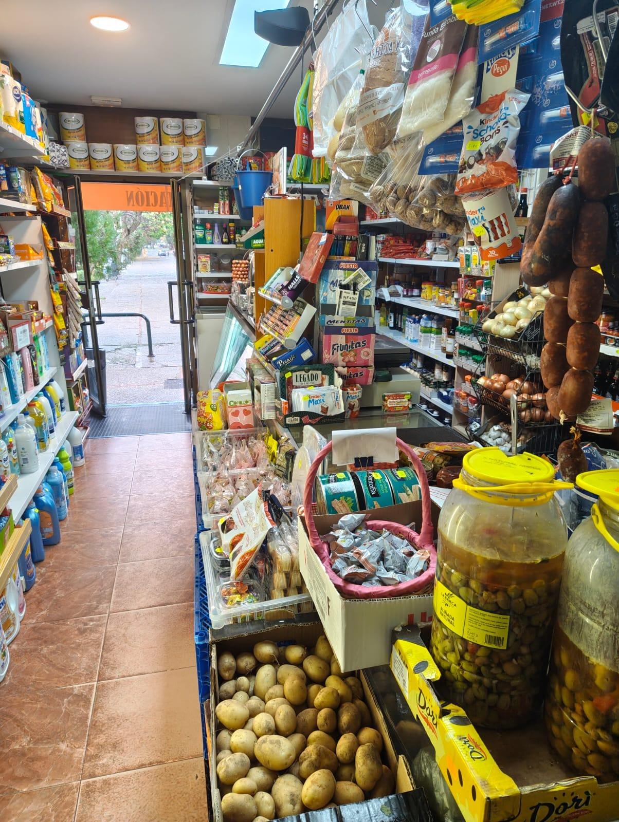 SE VENDE LOCAL COMERCIAL