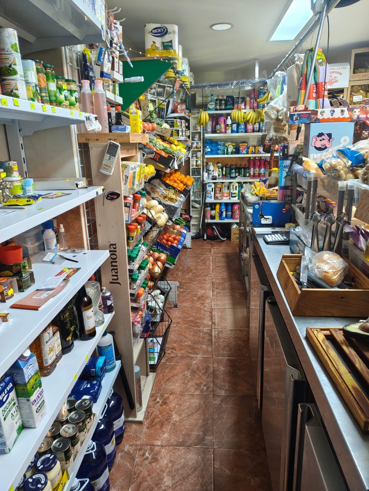 SE VENDE LOCAL COMERCIAL