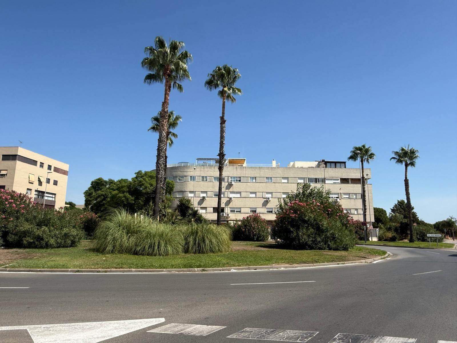 SE VENDE LOCAL EN AVENIDA DE ESPERA