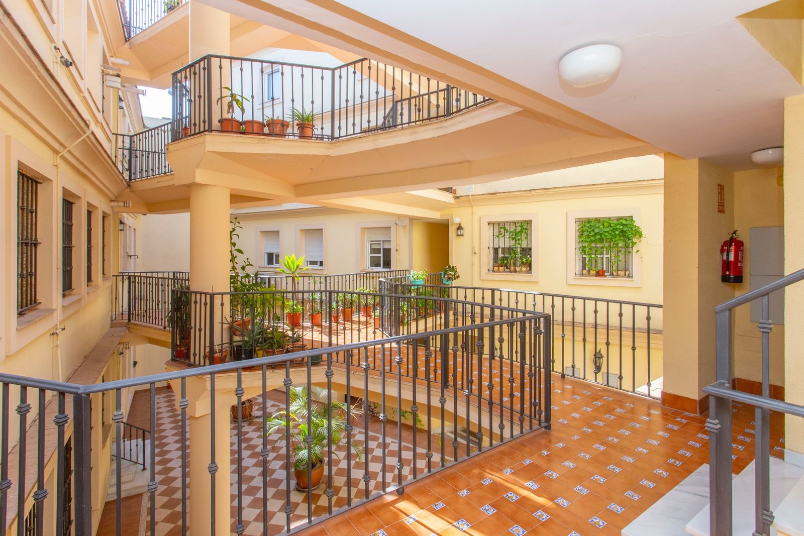 SE VENDE PISO EN ZONA CENTRO