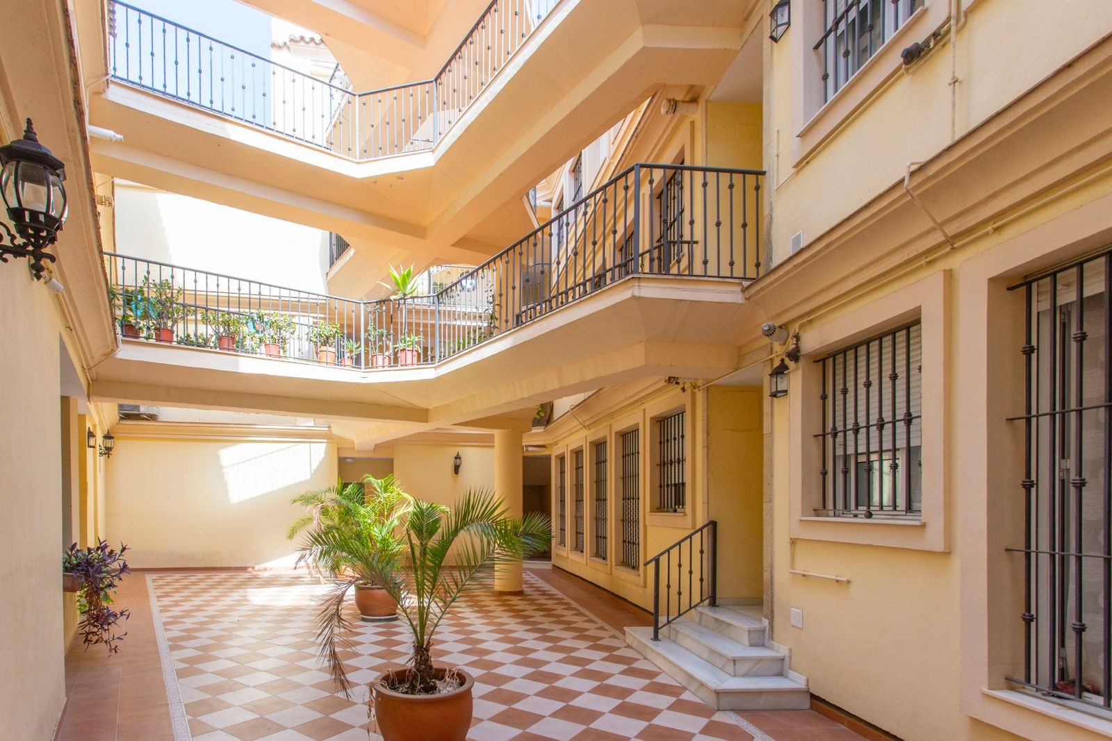 SE VENDE PISO EN ZONA CENTRO