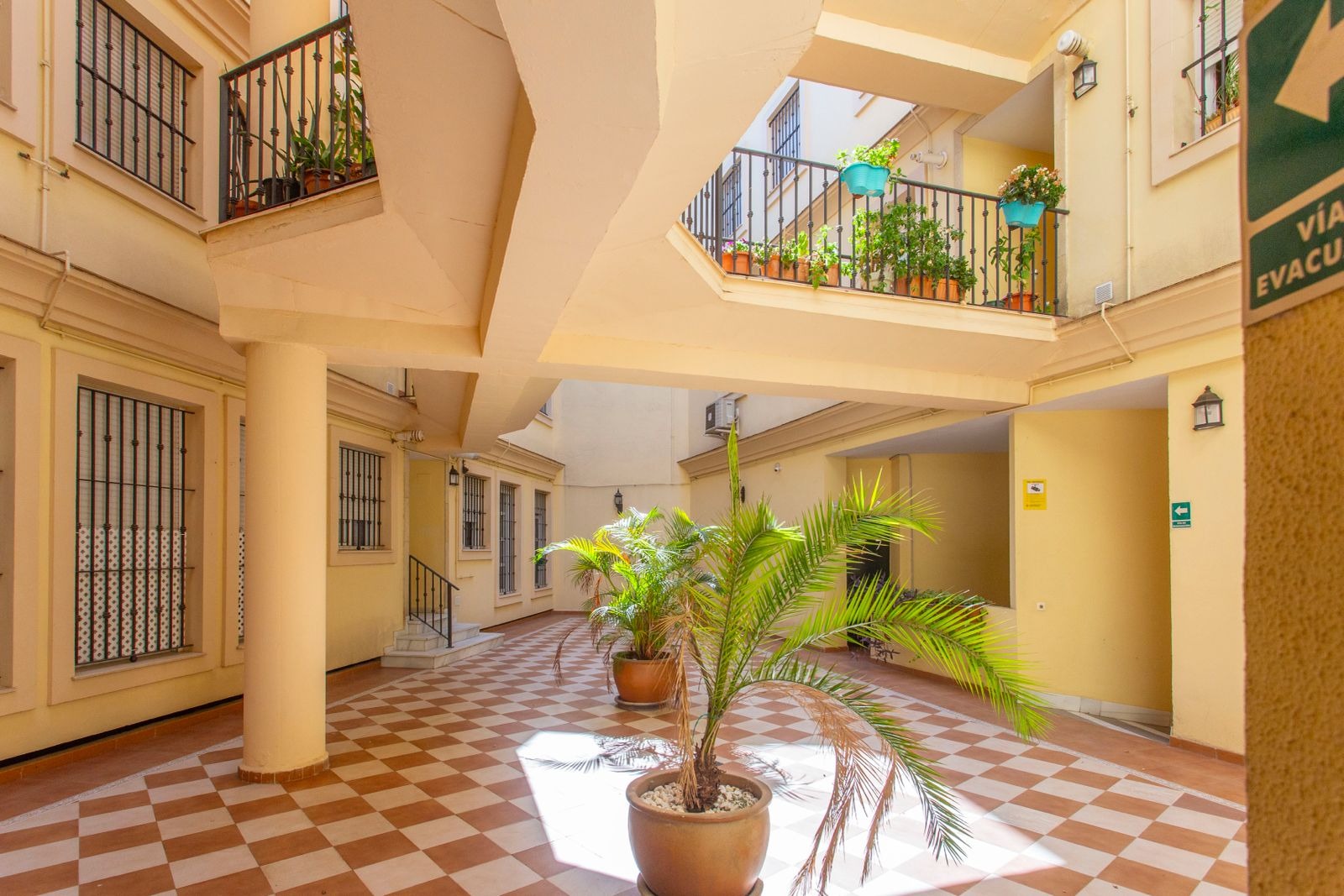 SE VENDE PISO EN ZONA CENTRO