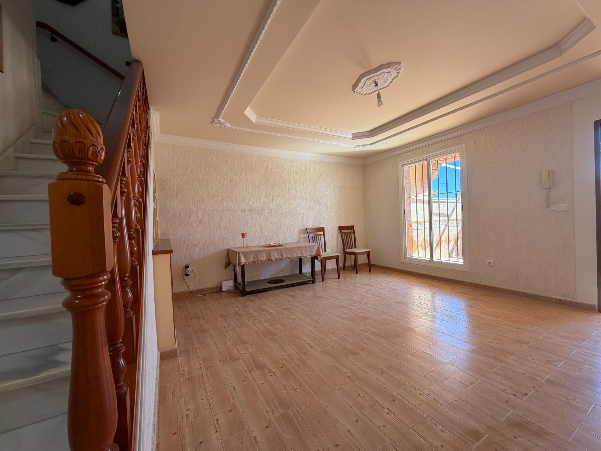 CASA UNIFAMILIAR EN GUADALCACÍN