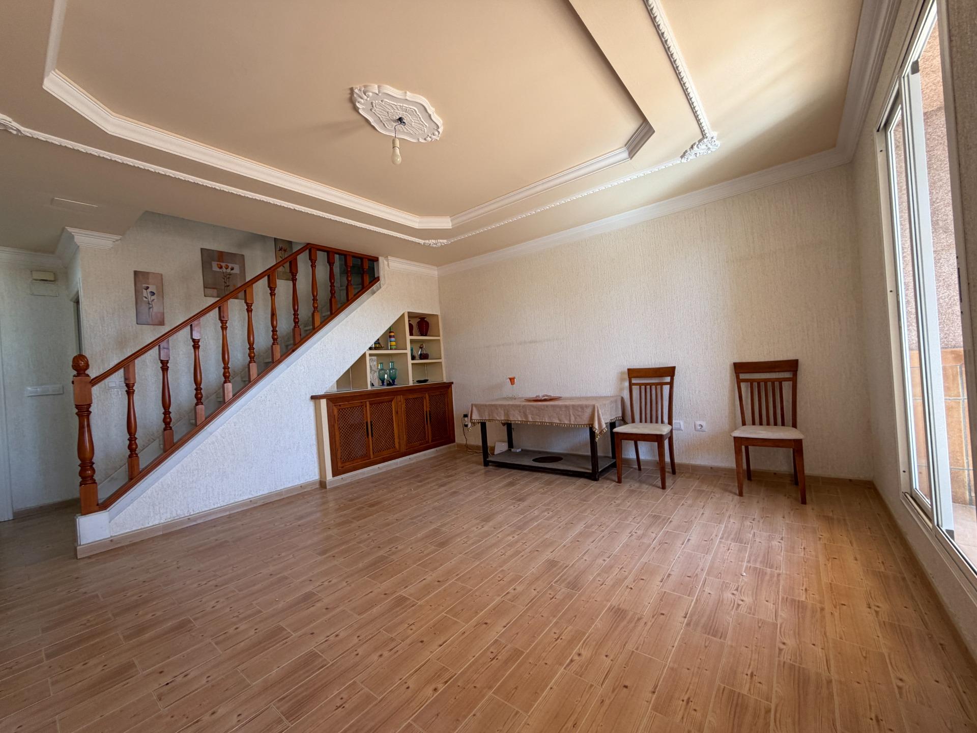 CASA UNIFAMILIAR EN GUADALCACÍN