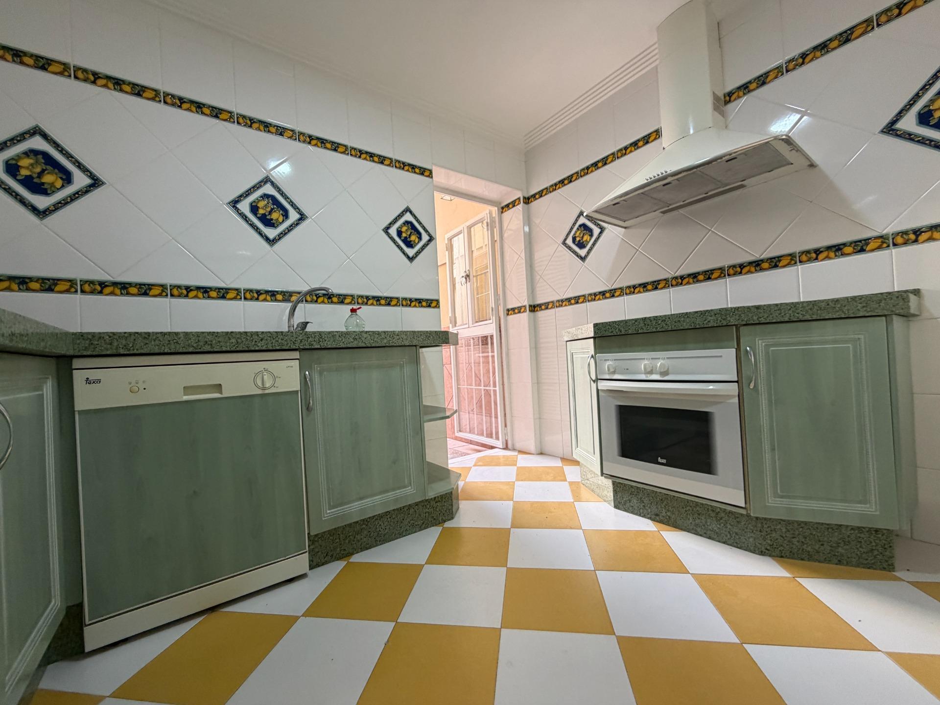 CASA UNIFAMILIAR EN GUADALCACÍN