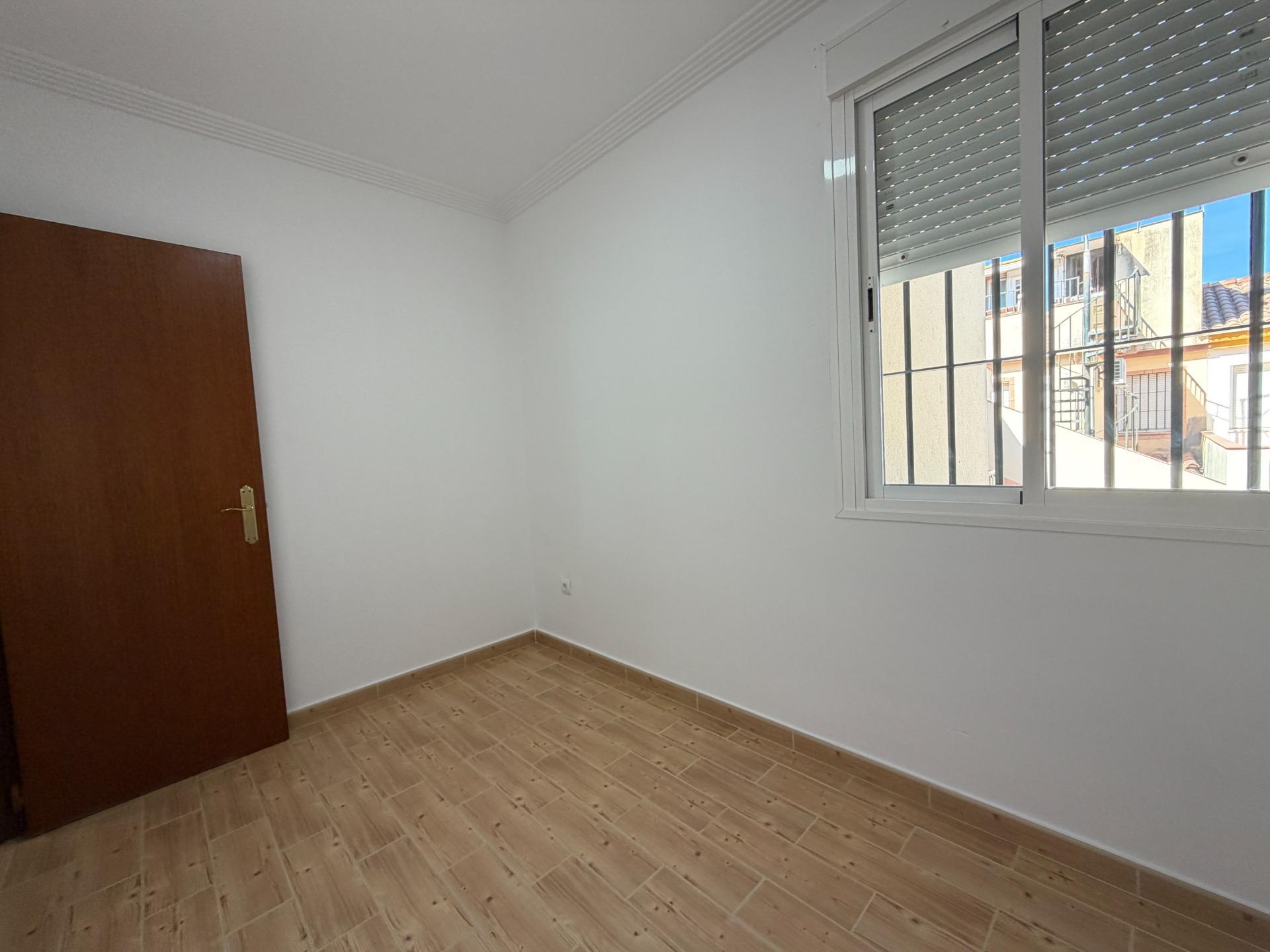 CASA UNIFAMILIAR EN GUADALCACÍN