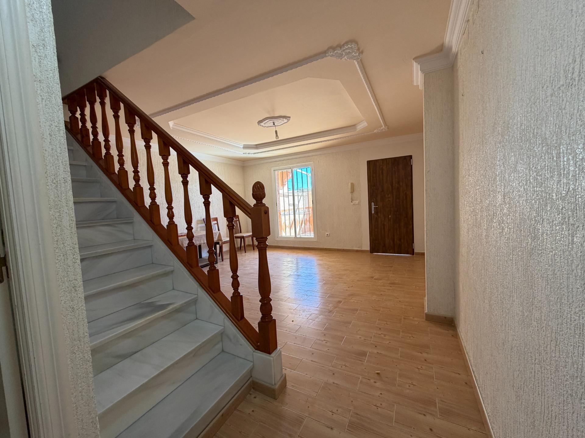 CASA UNIFAMILIAR EN GUADALCACÍN TOTALMENTE REFORMADA