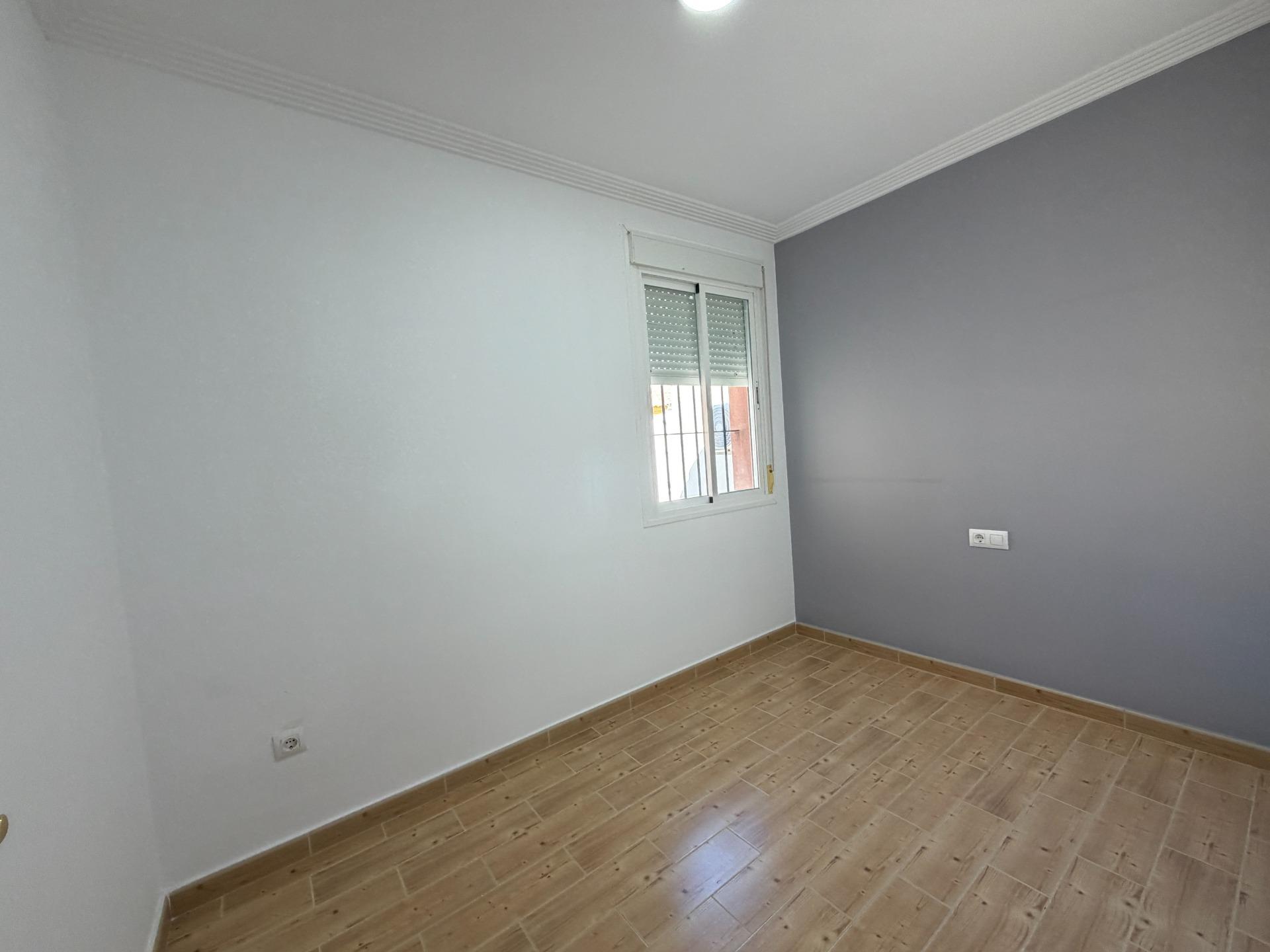 CASA UNIFAMILIAR EN GUADALCACÍN TOTALMENTE REFORMADA