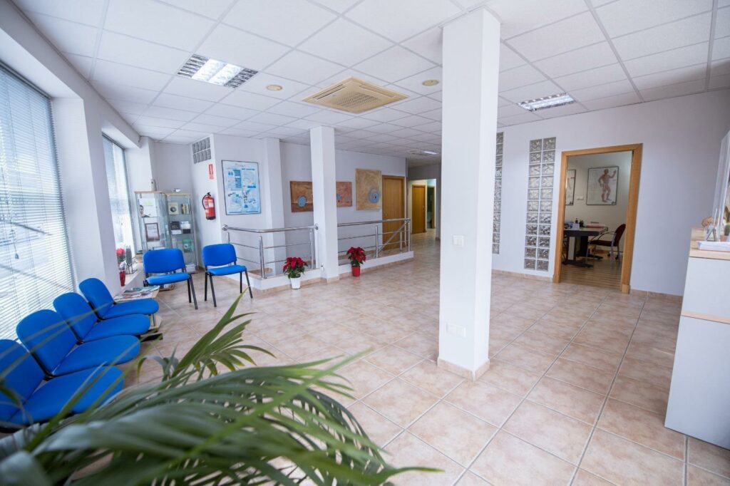 ESPACIO ADAPTABLE IDEAL PARA MULTIPLES PROYECTOS EN BARRIADA ESPAÑA