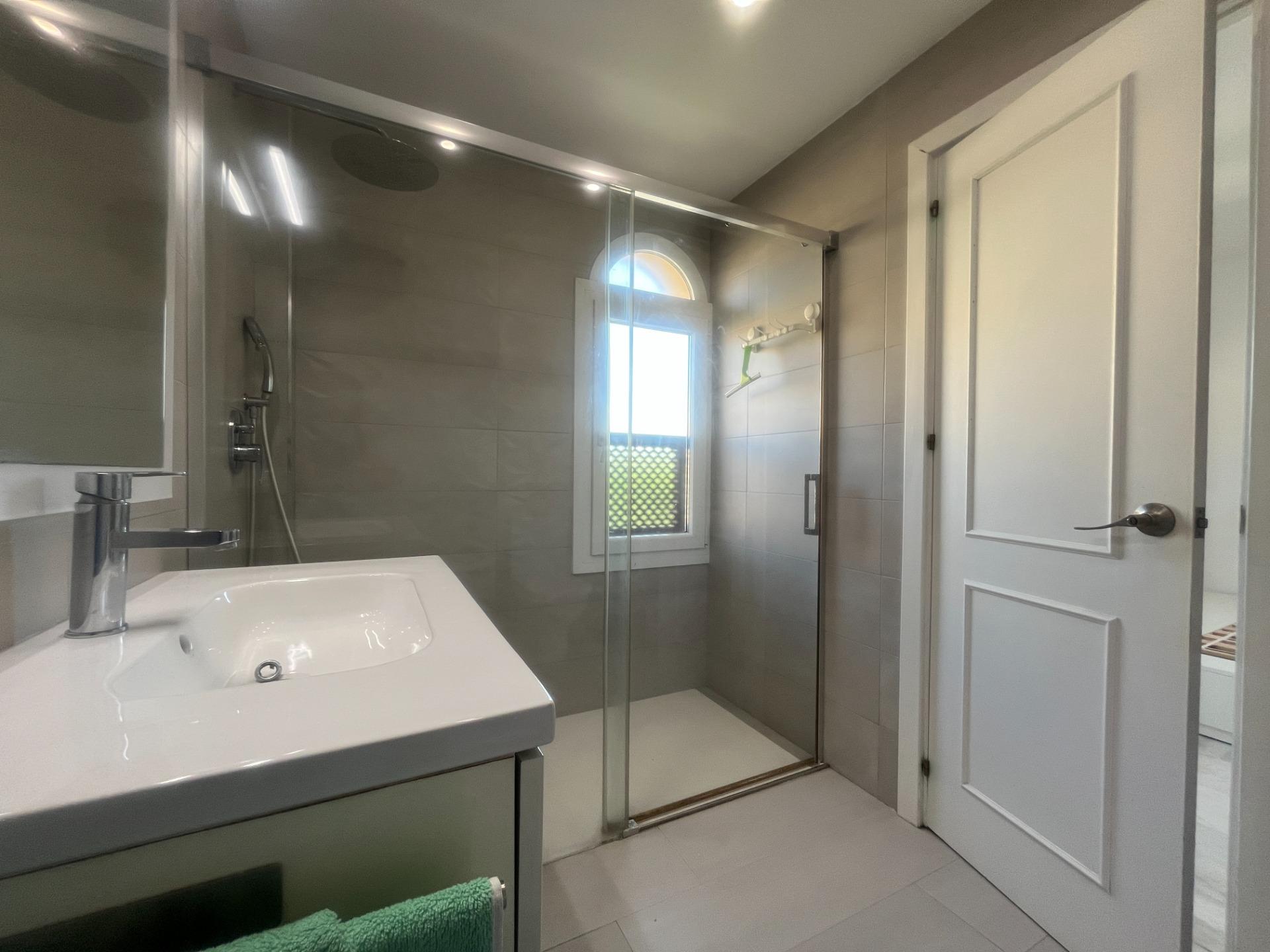 ESPECTACULAR PISO DE 5 DORMITORIOS EN LA MEJOR ZONA DEL PUERTO DE SANTA MARIA