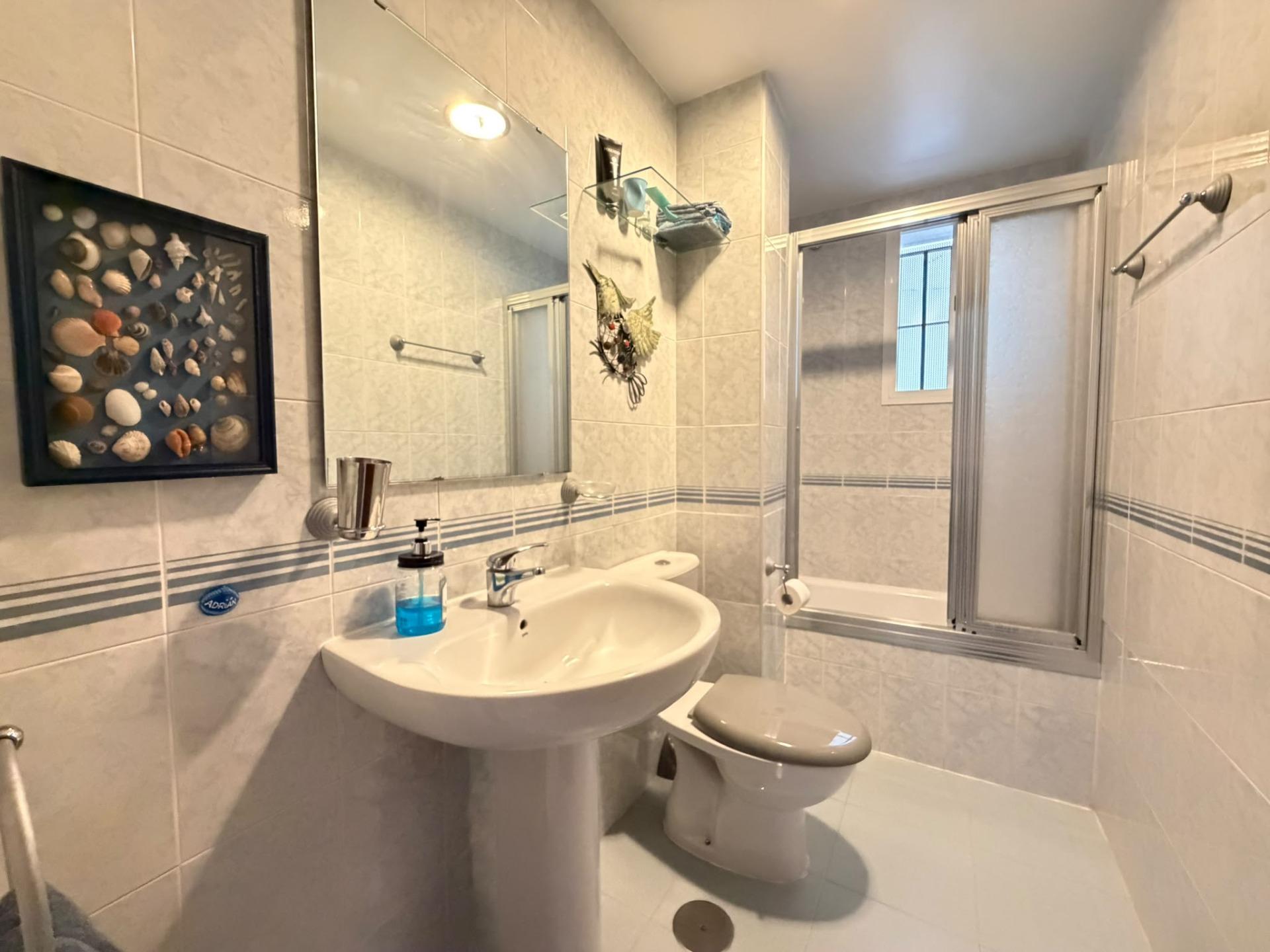 PISO EN PUERTAS DEL SUR CON PISCINA Y GARAJE