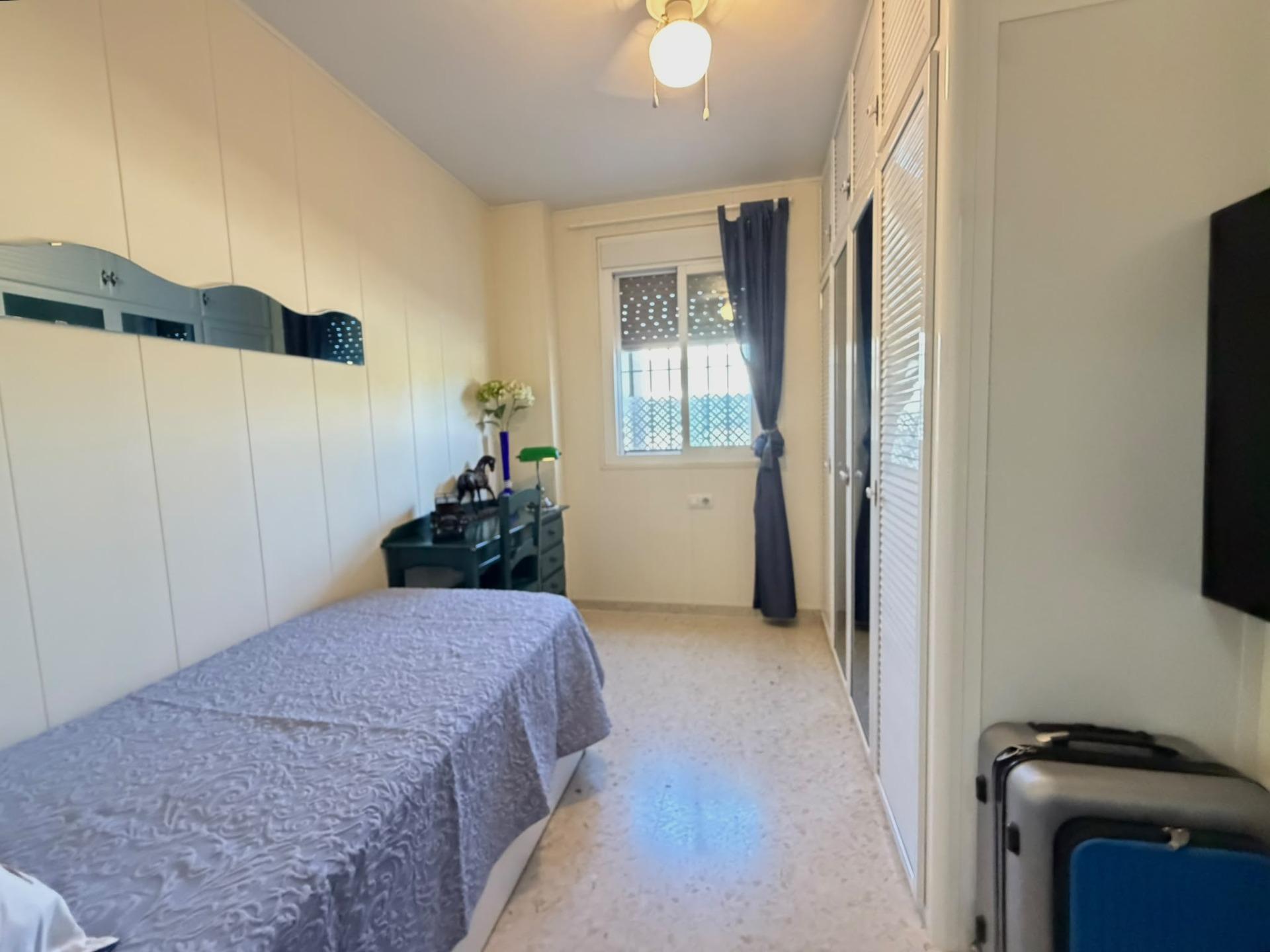 PISO EN PUERTAS DEL SUR CON PISCINA Y GARAJE