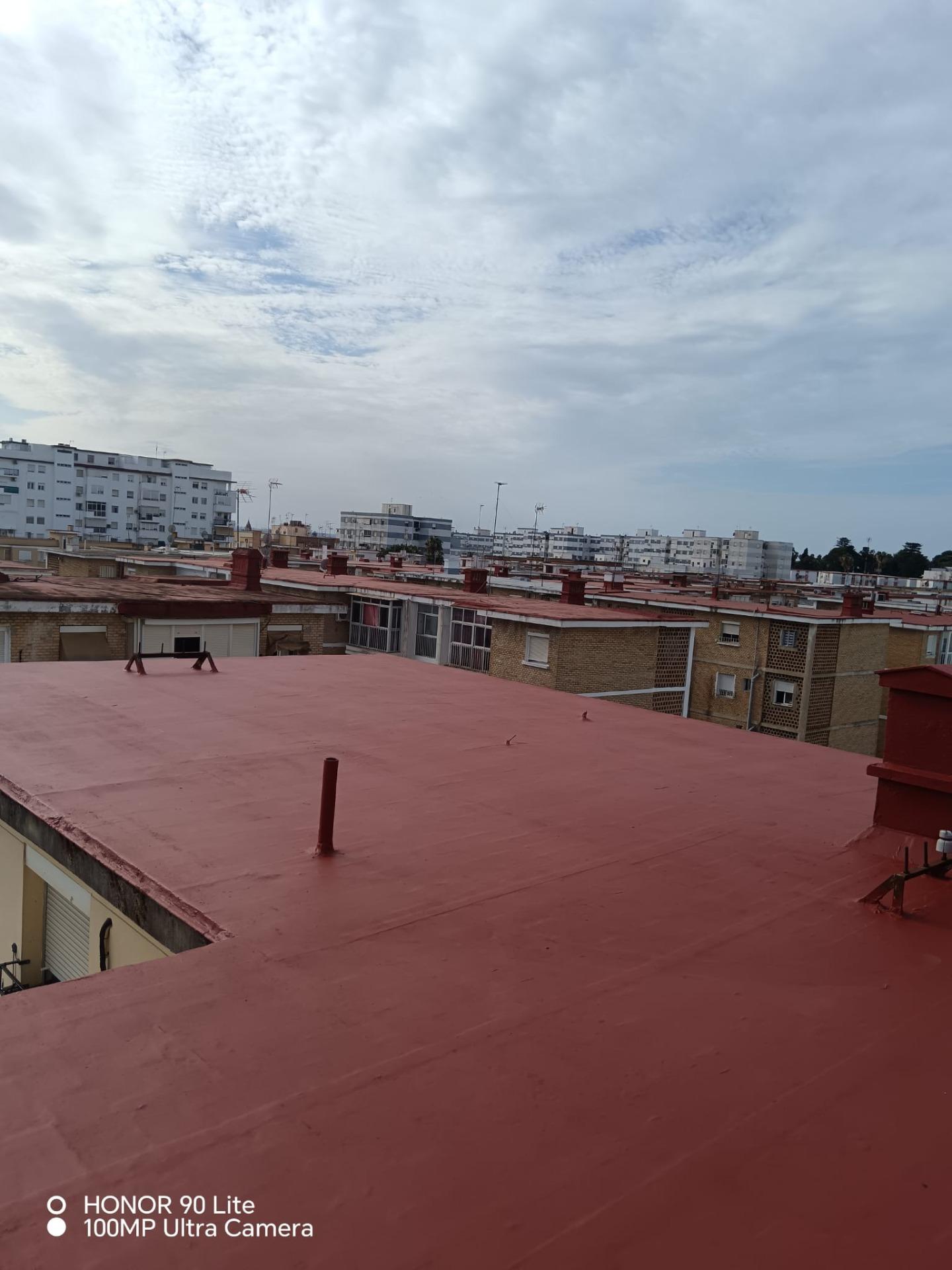 PISO PARA REFORMAR EN LA CORONACIÓN, ZONA OESTE DE JEREZ. ¡EDIFICIO CON ASCENSOR!